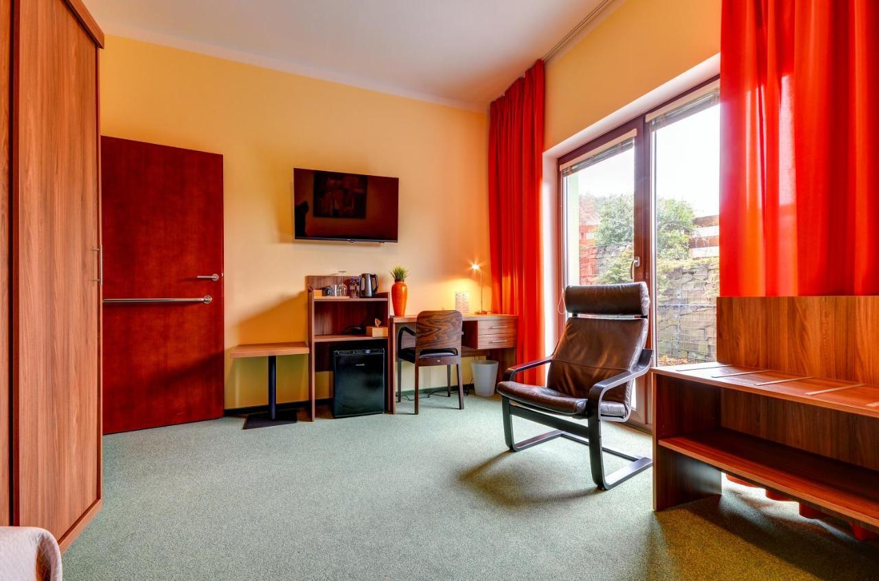 Hotel Hermes Karniów Zewnętrze zdjęcie