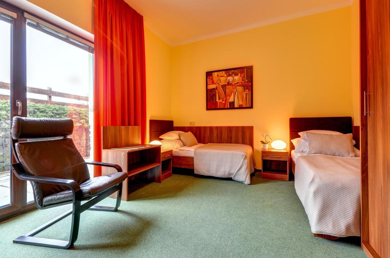 Hotel Hermes Karniów Zewnętrze zdjęcie