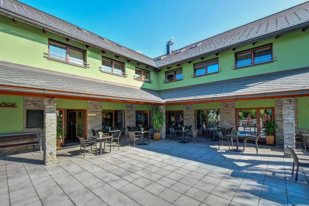 Hotel Hermes Karniów Zewnętrze zdjęcie