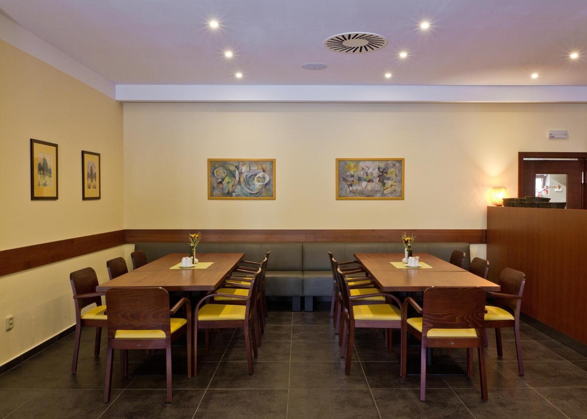 Hotel Hermes Karniów Zewnętrze zdjęcie